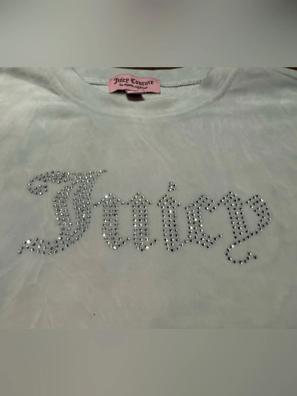 Juicy Couture Embellished Velour Crew Neck Long Sleeve Size Medium White/pink
